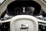 Volvo XC60 T8 Inscription 2017 года (UK)